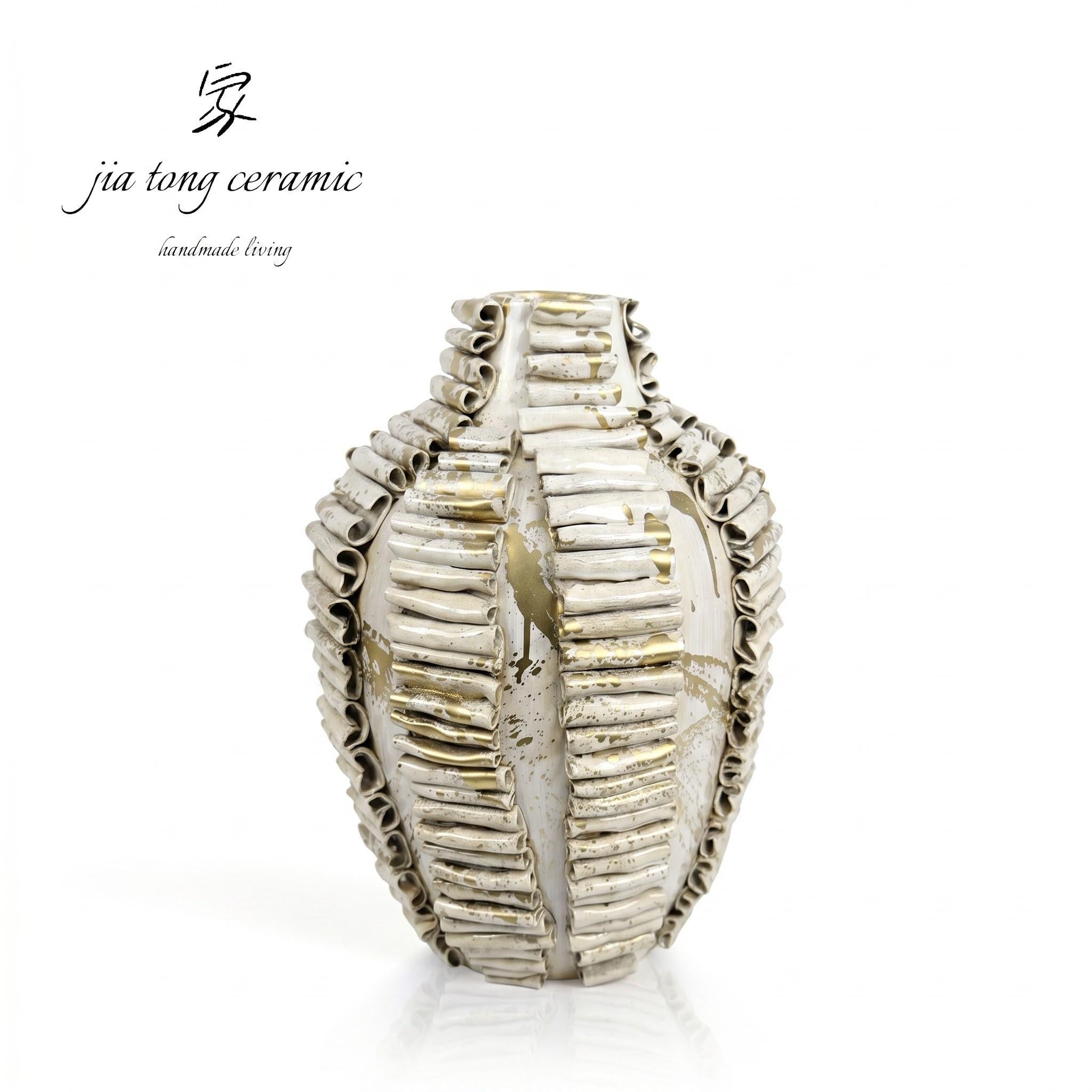 White Shell Ribbed Ceramic Vase