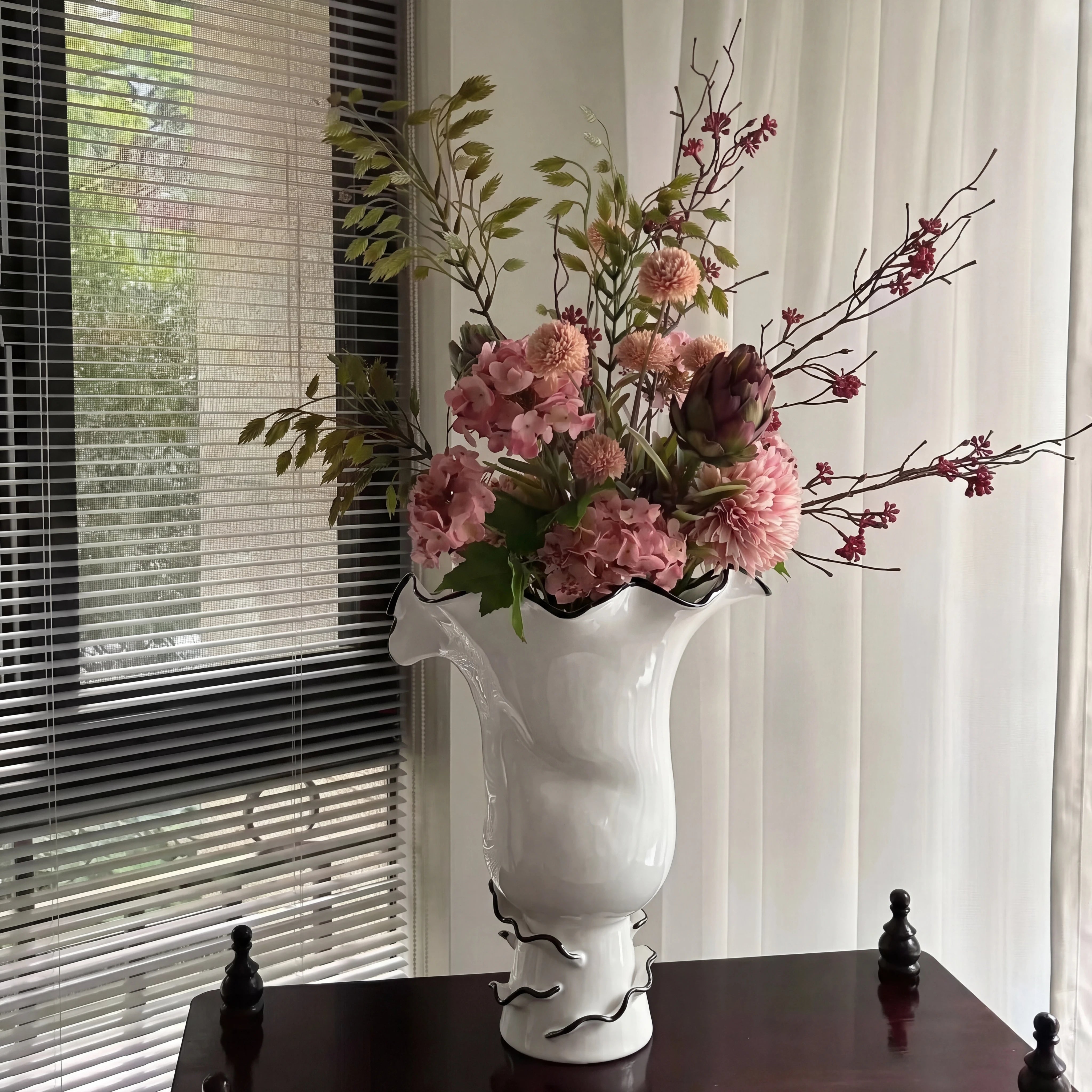 Jiatong Jiatong modern art light luxury style creative home ornaments art ceramic vase