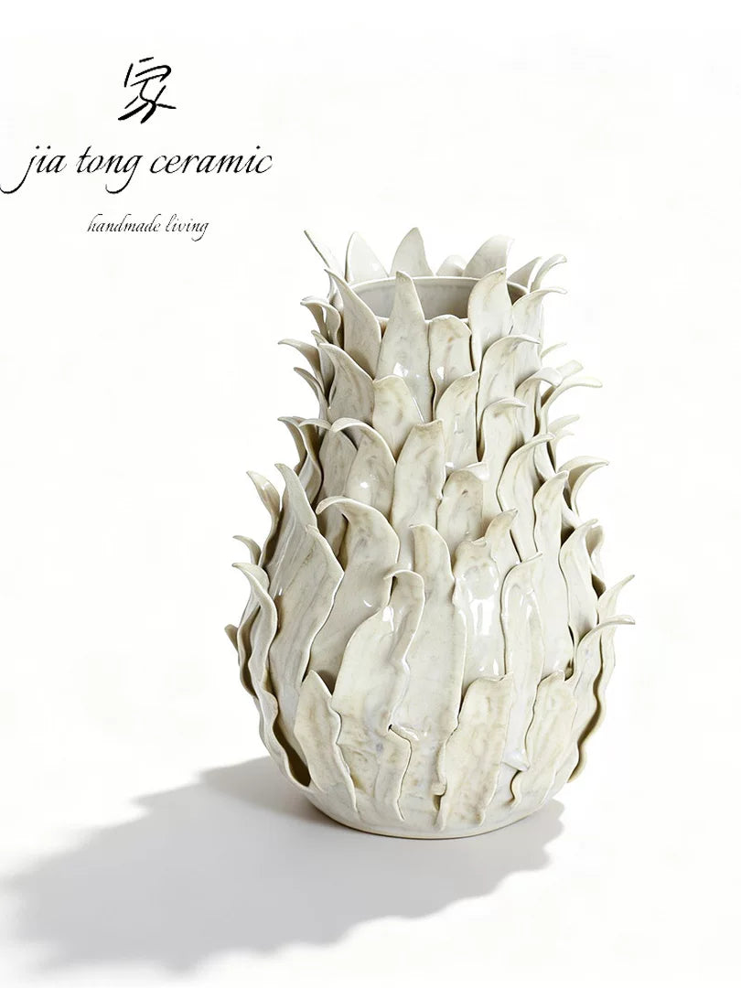 Jiatong handmade ceramic vase white three-dimensional petal shape home decoration vintage style ornament