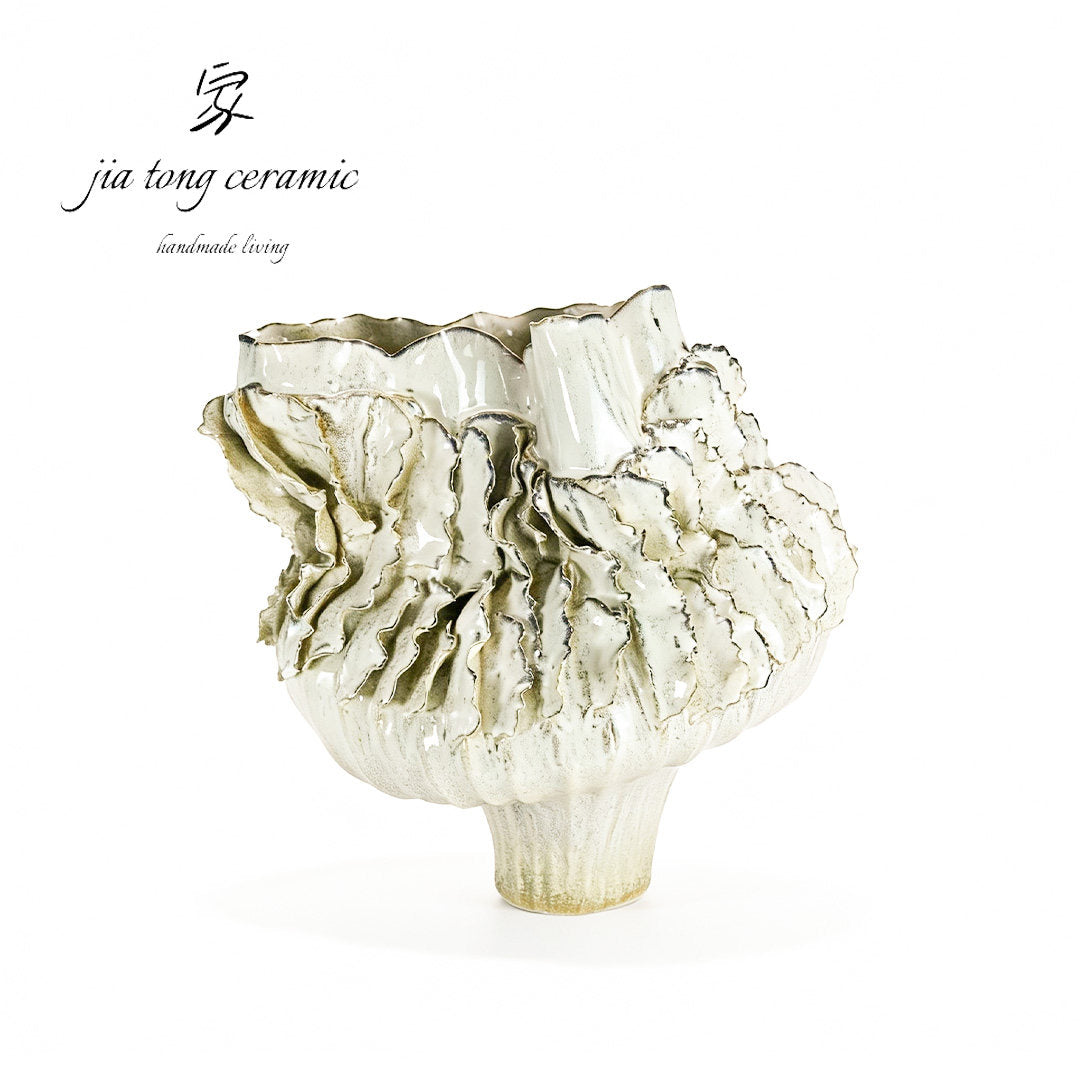 Creative ceramic ornaments ruffle decoration bowls living room light luxury Nordic style home art furnishings