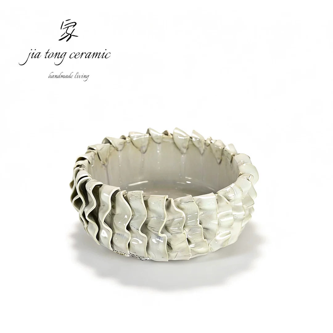Home ceramic wavy fruit plate white creative home decoration fruit basket handmade style