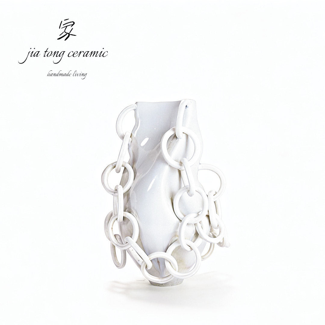 Jiatong ceramic vase is handmade, simple and versatile, home decoration, white irregular shape