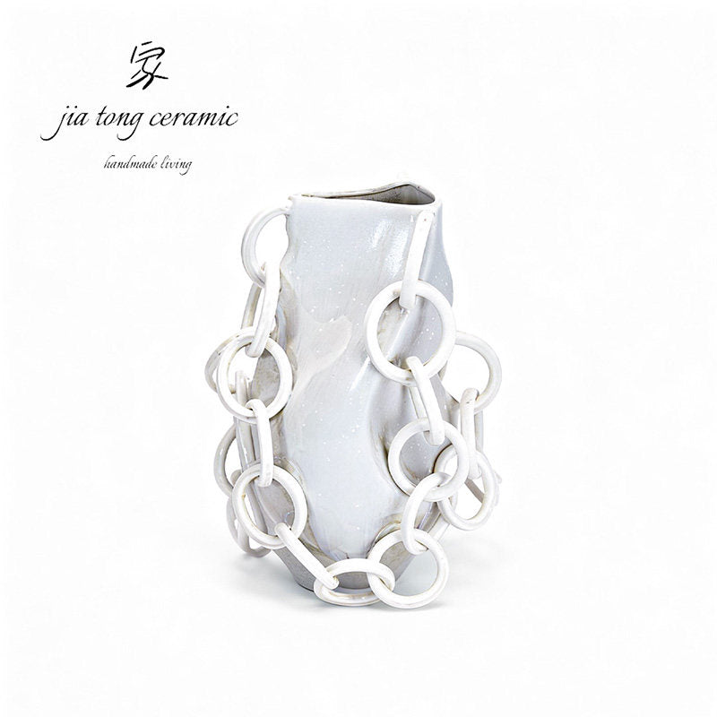 Jiatong ceramic vase is handmade, simple and versatile, home decoration, white irregular shape