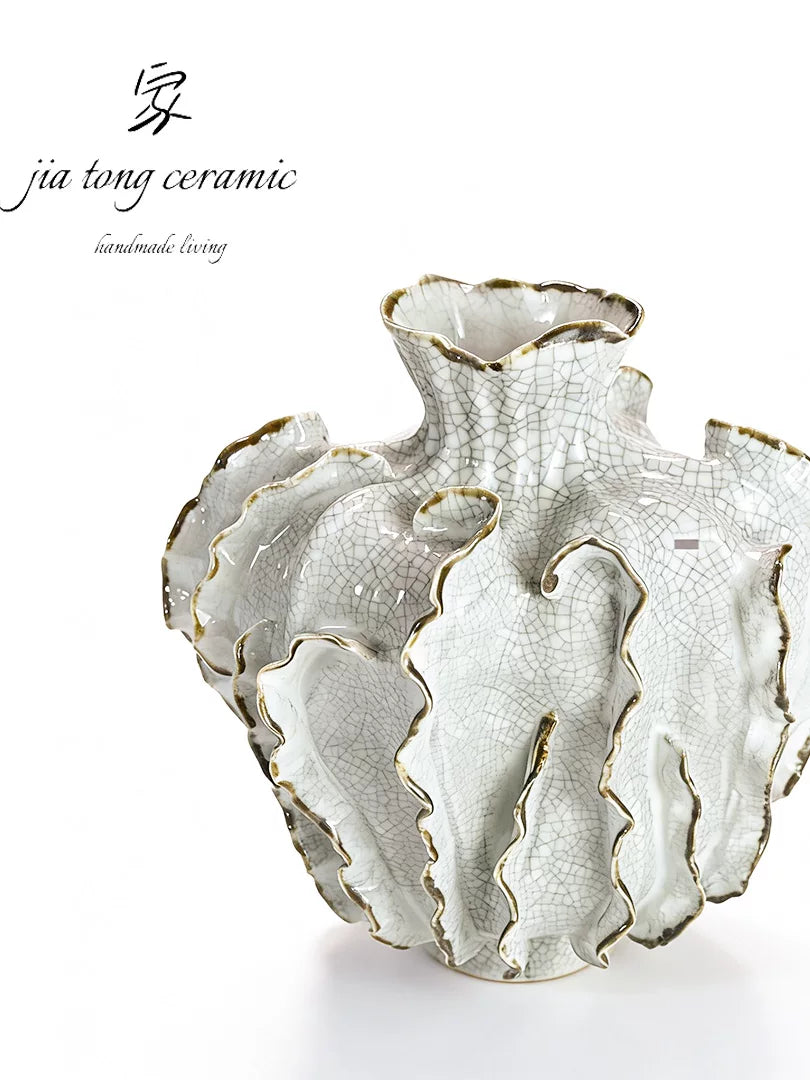 Light luxury handmade ceramic vase white irregular wave shape gold rim decoration ornament